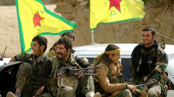 Lực lượng dân quân người Kurd thuộc Đơn vị bảo vệ Nhân dân YPG.