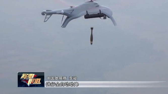 Trực thăng không người lái ném đạn cối Trung Quốc. 