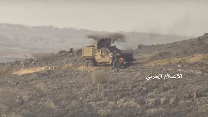 Một xe cơ giới của Quân đội Quốc gia Yemen bị Houthi phá hủy ở tỉnh Dhale. Ảnh South Front