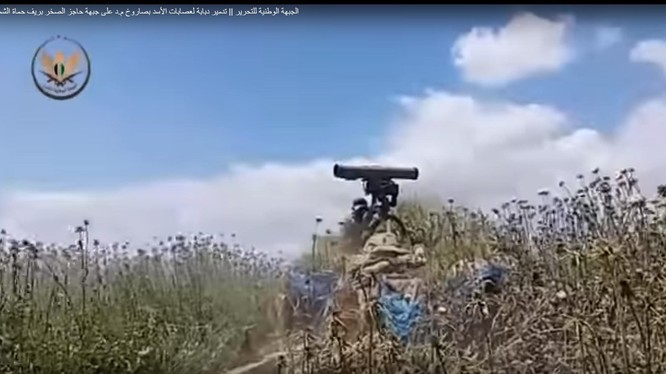 Các tay súng "thánh chiến" sử dụng tên lửa chống tăng có điều khiển ATGM tấn công quân đội Syria. Ảnh minh họa video "đối lập" Syria