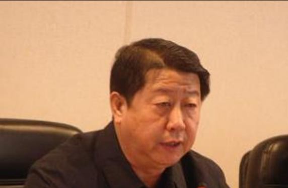 Lý Phong, Phó chủ tịch Hội đồng nhân dân tỉnh Liêu Ninh, Trung Quốc được cho là đã bị ngã ngựa. Ảnh: báo Phượng Hoàng.