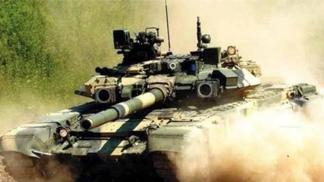 Xe tăng chiến đấu T-90 do Nga chế tạo. Ảnh: Sina.
