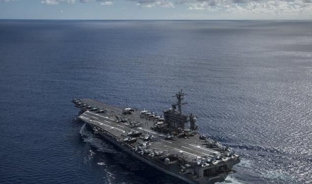 Tàu sân bay USS Carl Vinson hải quân Mỹ vừa hiện diện trên Biển Đông. Ảnh: The New York Times.