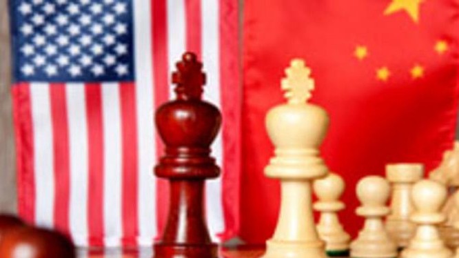 Mỹ đang tập trung gây sức ép to lớn cho Trung Quốc về kinh tế thương mại. Ảnh: FTchinese.