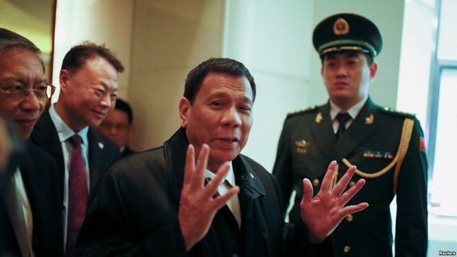 Ông Duterte trong chuyến thăm Trung Quốc