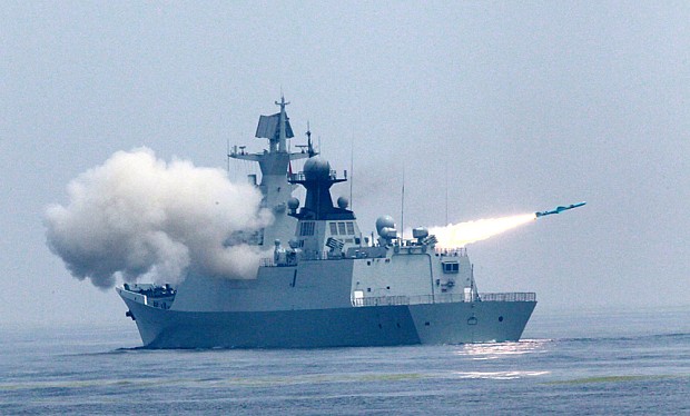 Chiến hạm Trung Quốc khai hỏa trong cuộc tập trận trên biển