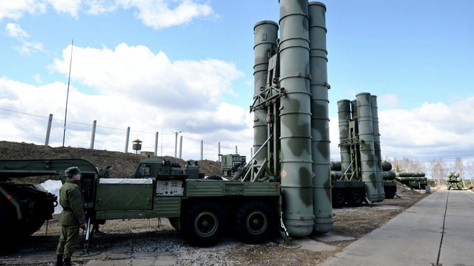 Nga đã triển khai nhiều tổ hợp tên lửa phòng không hiện đại bảo vệ Crimea