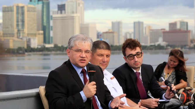 Đại sứ Nga tại Manila Igor Khovaev 