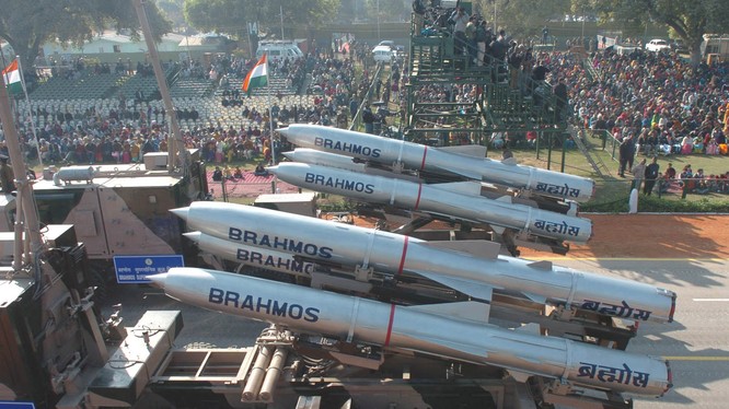 Tên lửa Brahmos của Ấn Độ