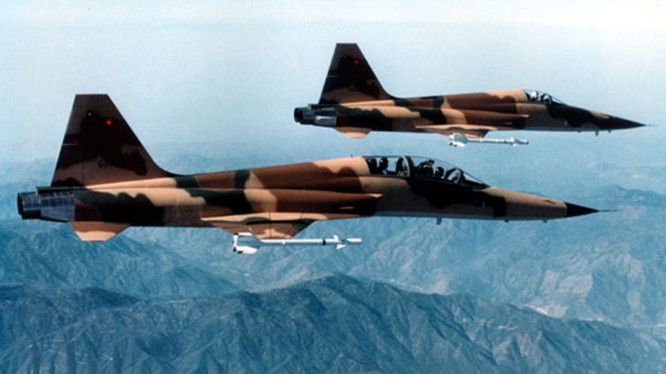 Chiến đấu cơ F-5