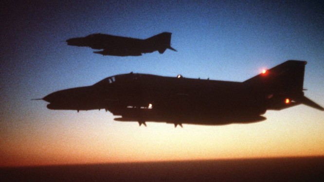 Chiến đấu cơ F-4 "chồn hoang" của Mỹ