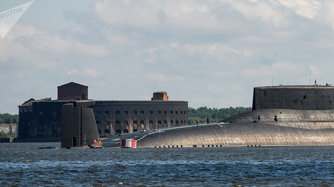 Tàu ngầm hạt nhân khổng lồ Akula của hải quân Nga