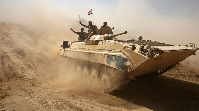 IS chưa sụp đổ hoàn toàn nhưng Iraq và người Kurd đã nổ ra xung đột vũ trang