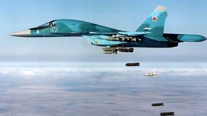 Su-34 Nga dội bom diệt mục tiêu trên chiến trường Syria