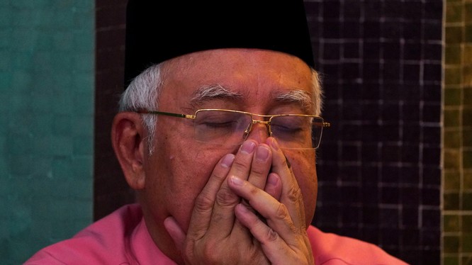 Ông Najib Razak bị cấm rời khỏi đất nước