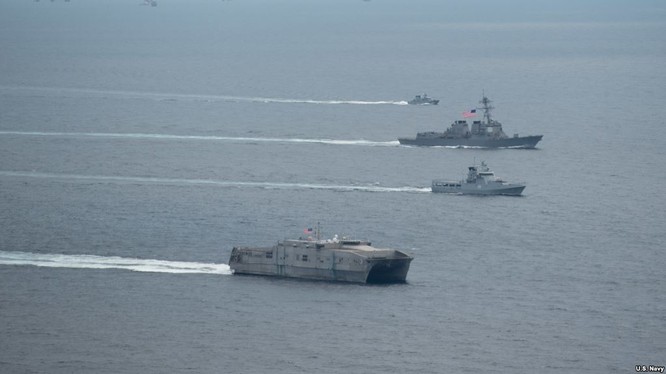 Hải quân Mỹ và Philippines bắt đầu tập trận trên Biển Đông