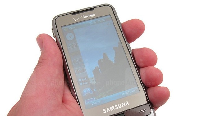 Samsung Omnia, chiếc điện thoại từng được so sánh với iPhone đời đầu