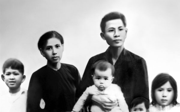 Gia đình đồng chí Võ Văn Kiệt (ảnh ghép).