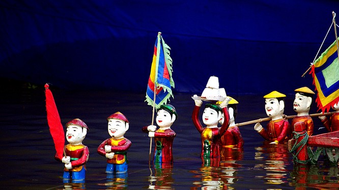 Trong ba ngày, từ 30, 31/1 và 1/2 (tức mồng 3,4,5 Tết Đinh Dậu) tại Hoàng thành Thăng Long sẽ diễn ra chương trình biểu diễn múa rối nước