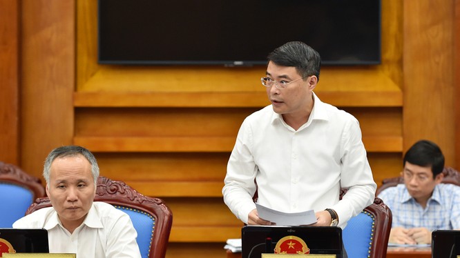 Thống đốc NHNN Lê Minh Hưng phát biểu tại phiên họp. - Ảnh: VGP/Nhật Bắc
