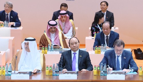 Thủ tướng tham dự Hội nghị thượng đỉnh G20. Ảnh: VGP/Quang Hiếu