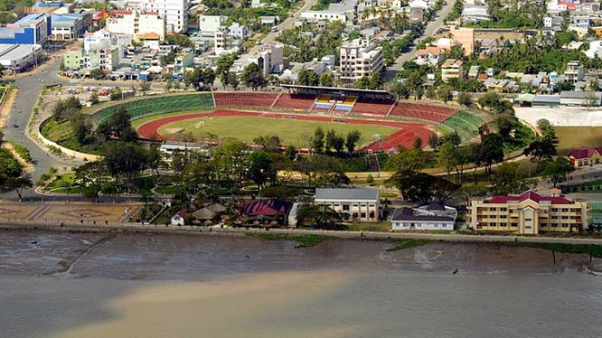Người Tây Đô tự hào có sân Cần Thơ với sức chứa lớn nhất trong các sân vận động Việt Nam với 60.000 chỗ. Ảnh Cần Thơ FC