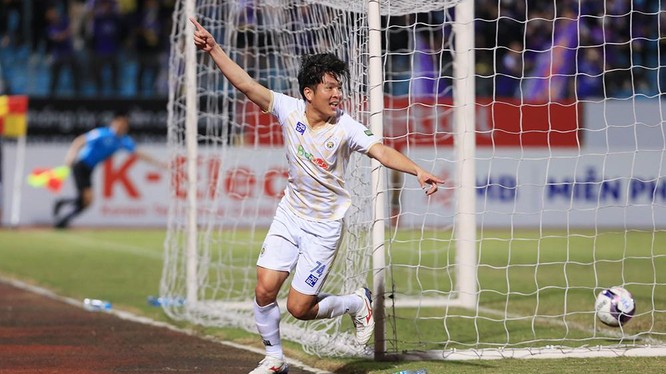 Thái Quý là người ghi bàn trong chiến thắng 1-0. Ảnh VFF.