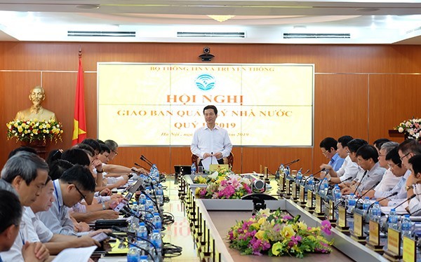 Bộ trưởng Nguyễn Mạnh Hùng phát biểu chỉ đạo Hội nghị