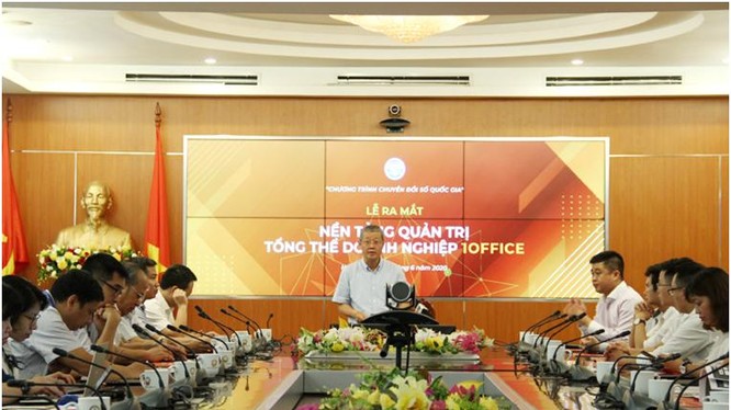 Thứ trưởng Bộ TT&TT Nguyễn Thành Hưng phát biểu tại buổi lễ. Ảnh: MIC