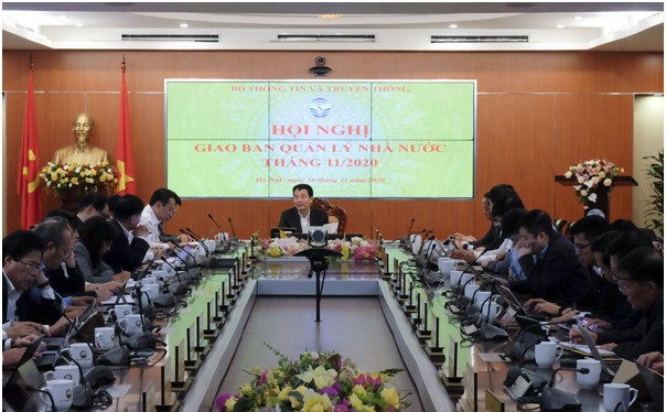 Bộ trưởng Nguyễn Mạnh Hùng phát biểu tại Hội nghị giao ban. Ảnh MIC