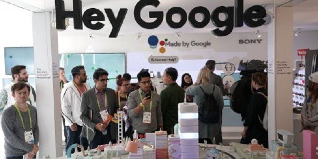 Rất nhiều nhà công nghệ quan tâm đến Google Assistant (Ảnh: Business Insider)