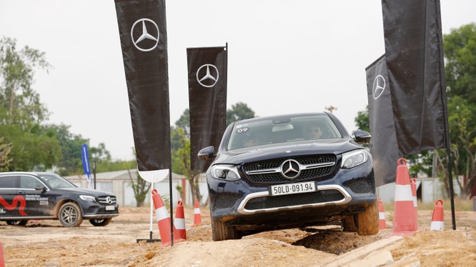 Học viện Lái xe An toàn Mercedes-Benz (MBDA) 2018