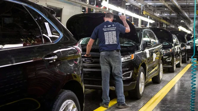 Làn sóng cắt giảm nhân viên của các hãng xe tại Mỹ đang diễn ra bùng nổ, không chỉ riêng Ford.