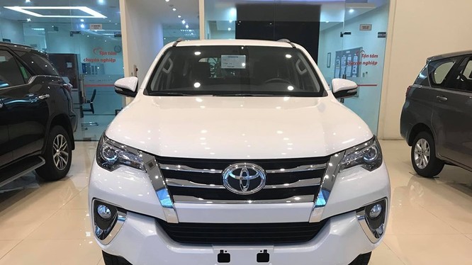 Doanh số tăng trưởng tốt nhưng Toyota Fortuner vẫn liên tục được điều chỉnh tăng mức giảm giá từ đầu tháng 10 đến nay. 