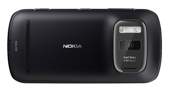 Nokia có thể vẫn sử dụng công nghệ Carl Zeiss trong các dòng điện thoại cao cấp