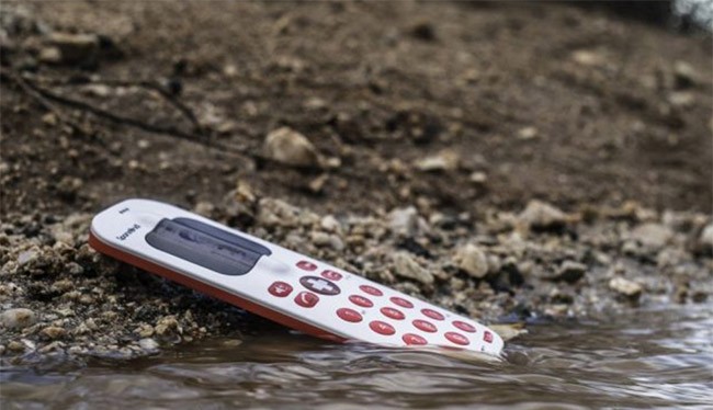 nhiều mẫu điện thoại ngày nay có khả năng kháng nước kháng bụi