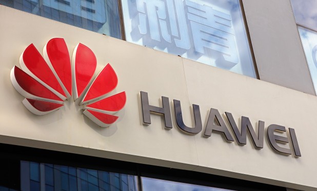 Huawei bị nhiều nước phương Tây nghi ngờ là công cụ gián điệp của nhà nước Trung Quốc (ảnh: New York Post)