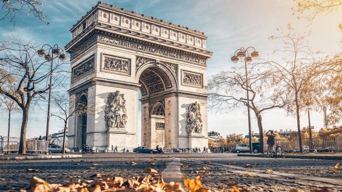 Khải Hoàn Môn, Paris, Pháp (ảnh" FBNV)