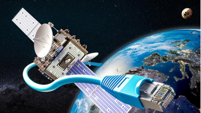 Phủ sóng Internet từ vệ tinh là một dịch vụ đang được Elon Musk triển khai (ảnh: Verdict)