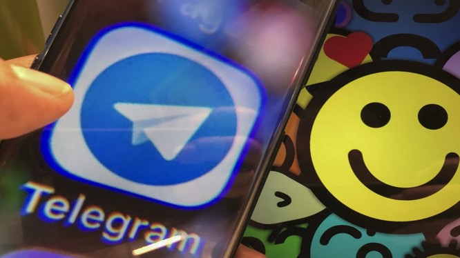 Nghi phạm đã tiếp cận nạn nhân bằng dịch vụ nhắn tin mã hóa Telegram (ảnh: SCMP)