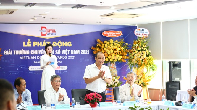 Ông Lê Quang Nam, Phó Chủ tịch UBND thành phố Đà Nẵng phát biểu tại Lễ phát động Giải thưởng Chuyển đổi số Việt Nam 2021