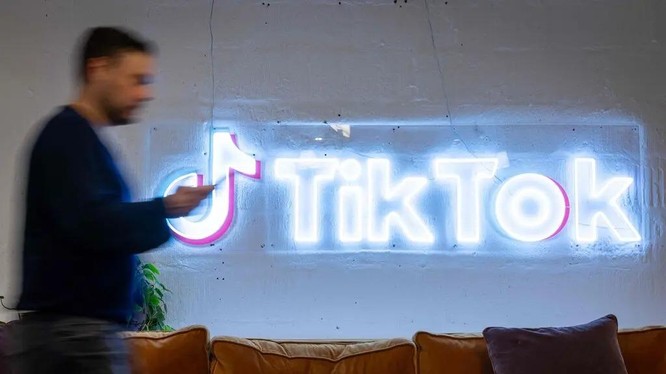 TikTok, ứng dụng thuộc sở hữu của Trung Quốc, đã phải đối mặt với sự giám sát chặt chẽ ở Washington về các hoạt động dữ liệu của mình (ảnh: Getty Images)