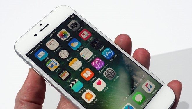 Apple ra mắt iPhone 7 và 7 Plus với nhiều tính năng mới.