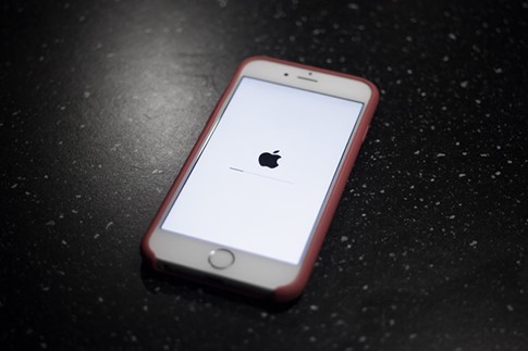 Những điện thoại cũ như iPhone 5/5S có thể chạy tốt iOS 10 mới nhất- (Ảnh: FLICKR).