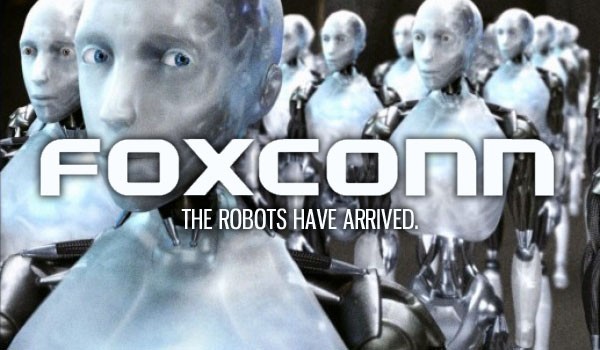 Đầu năm nay, nhà sản xuất iPhone là Foxconn đã thay thế 60.000 công nhân nhà máy bằng robot.