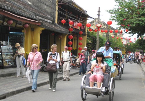 Tháng 11/2016 có số lượng khách quốc tế đến Việt Nam lớn nhất từ trước đến nay.