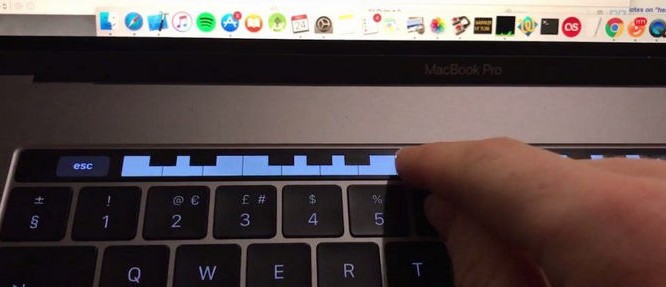 Chơi đàn piano điệu nghệ trên Touch Bar của MacBook Pro 2016