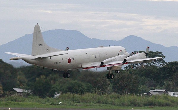 Máy bay P-3C của Nhật trong cuộc tập trận chung với Philippines - Ảnh: Reuters
