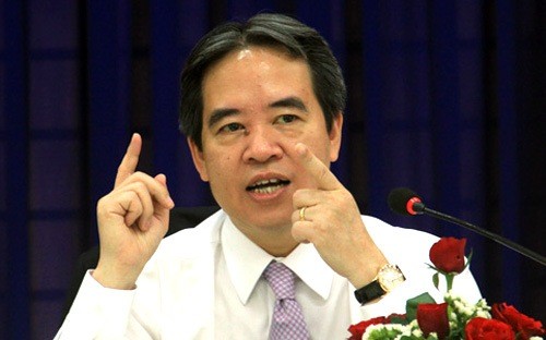 Ủy viên Bộ Chính trị, Thống đốc NHNN Nguyễn Văn Bình.