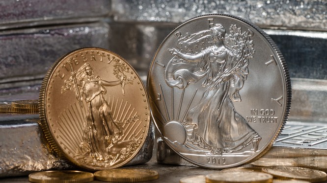 Tuần qua, giá vàng, giá bạc cùng tăng 1,5%, tỷ giá trung tâm hạ 4 đồng. (Ảnh: MarketWatch)